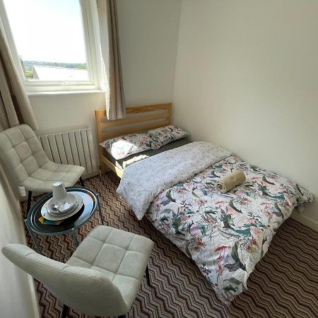 Nottingham Home Stay エクステリア 写真