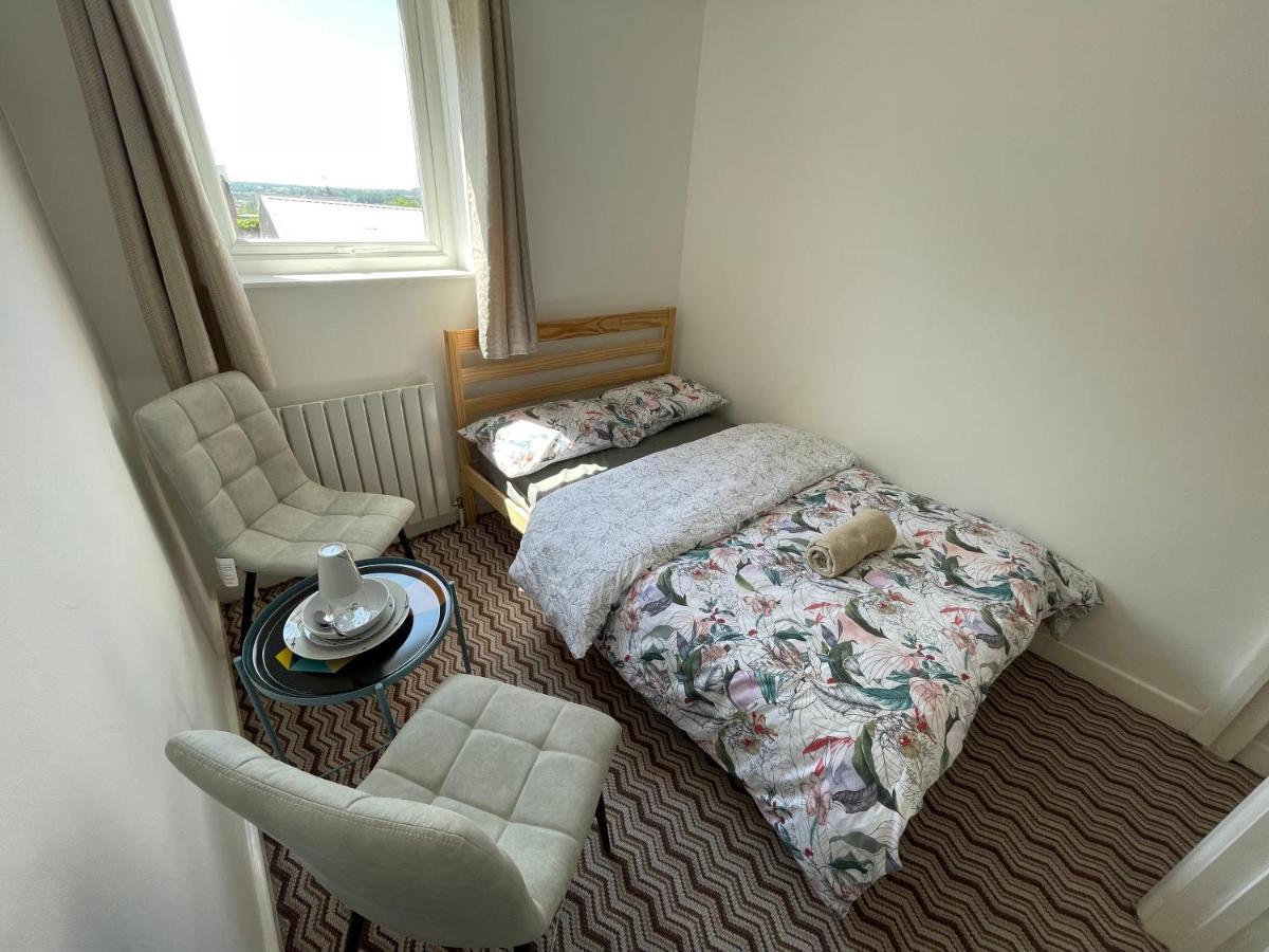 Nottingham Home Stay エクステリア 写真